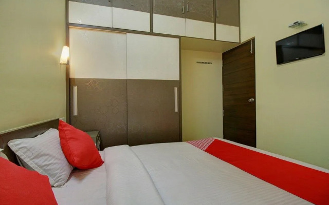 OYO 22536 Vishaak Inn