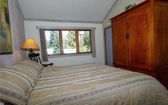 Mountainback #12, Loft