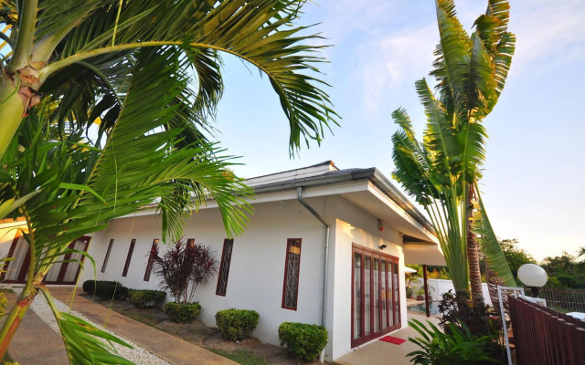 Thiva Pool Villa Hua Hin