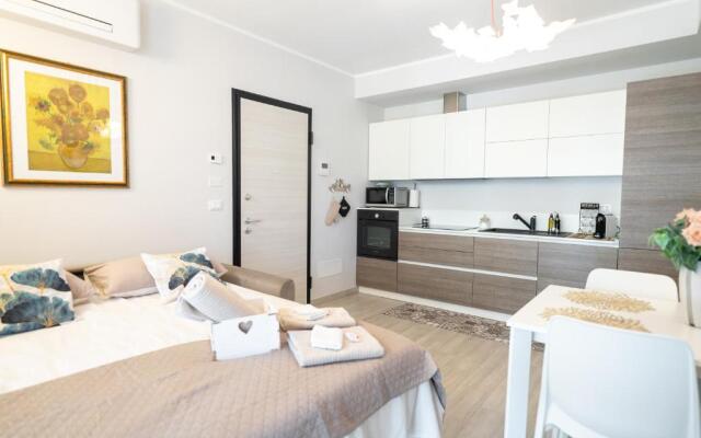 New Loano Elegante a 150 Mt Dal Mare