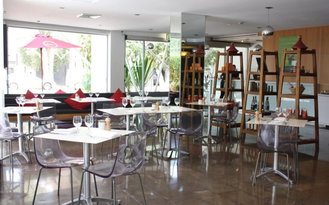 Hotel Urban St Leonards
