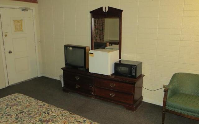 Deluxe Inn