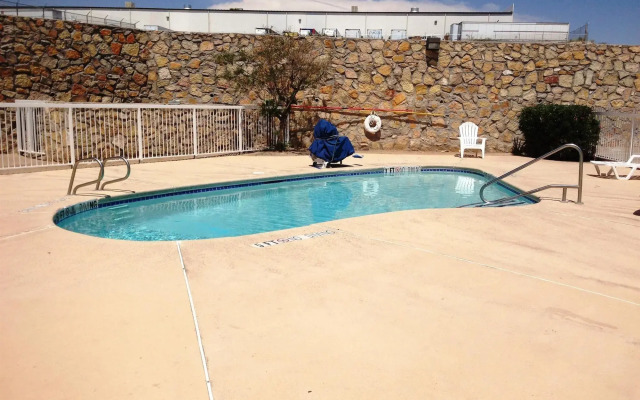 Motel 6 El Paso, TX - Southeast