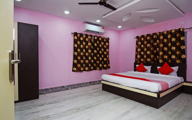OYO 30742 Amita Guest House
