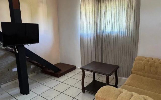 Cozy Studio Apartment 2 min to the Beach, Rooftop