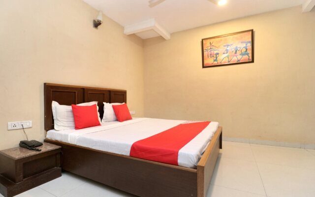 Hotel Bombay Regency by OYO Rooms