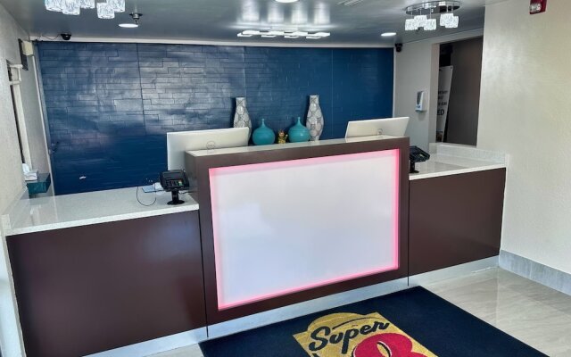 Super 8 Prattville/Montgomery