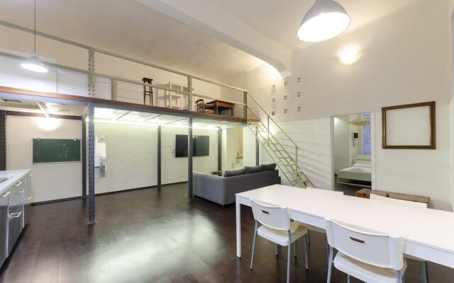 JOIVY Great Flat Near Aquarium