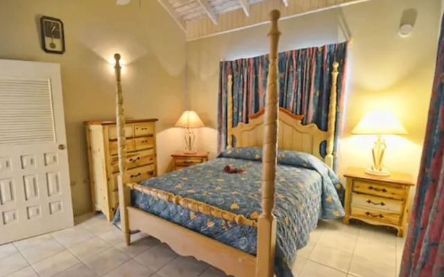 Tropical Lagoon Resort