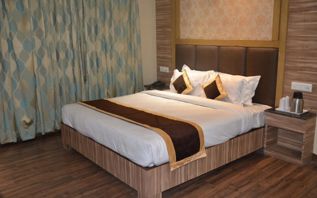 Tulip Tree Hotel