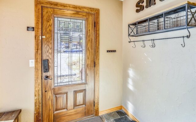 Snowy River 4 Bedroom Home by RedAwning