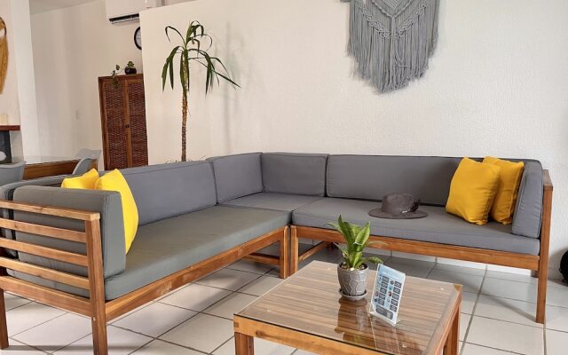 Flamingo Plus by Andiani Travel