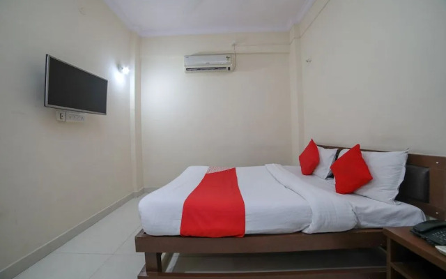 OYO 46286 Hotel Royal Regency