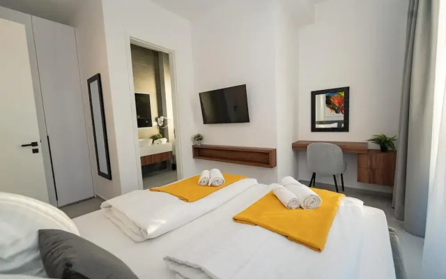 Villa Cataleya with private heated pool