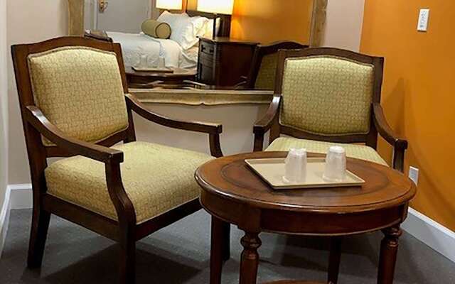 Howard Johnson by Wyndham Ridgecrest, CA