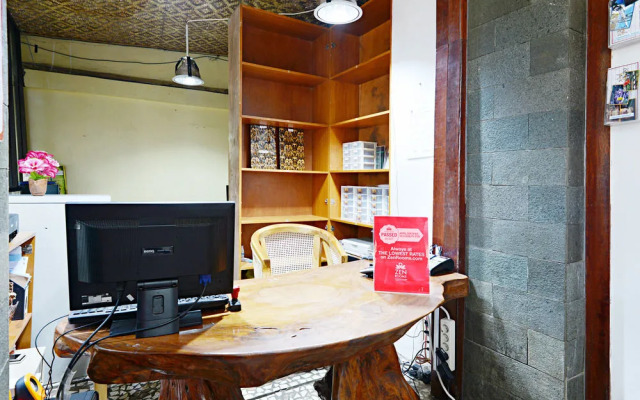 ZEN Rooms Cibogo Pasteur