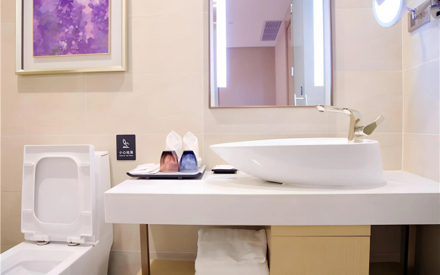 Lavande Hotel (Shenzhen Longgang Henggang Metro Station)