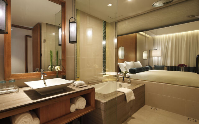 Crowne Plaza Huangshan Taiping Lake