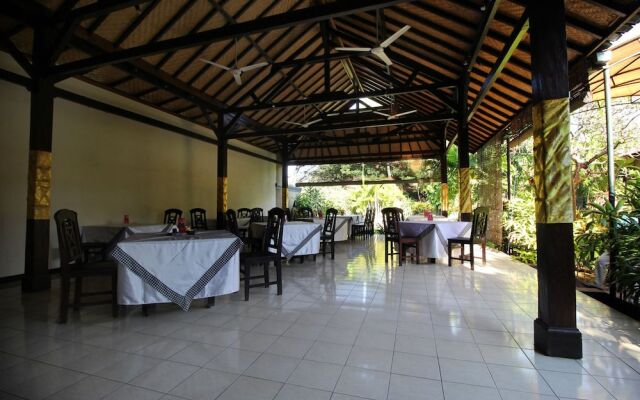 Airy Singaraja Raya Lovina Bali
