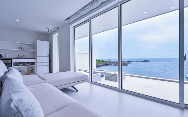 Beach Terrace Boso