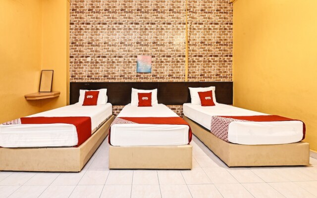 OYO 90363 Nyamanya Inn