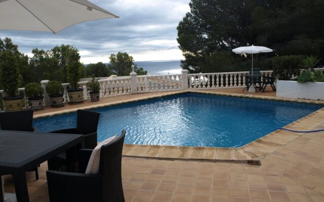 Villa Preciados 6
