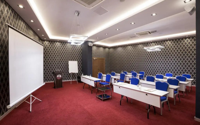 Ramada Hotel by Wyndham Edirne