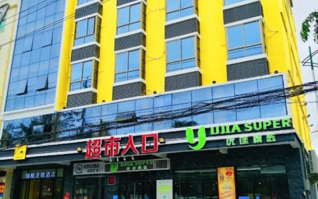 Oriental Hiku Hotel Chain