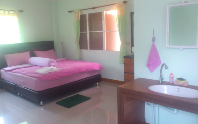 Baan Chaiwong Resort