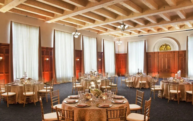 Le Méridien Tampa, The Courthouse