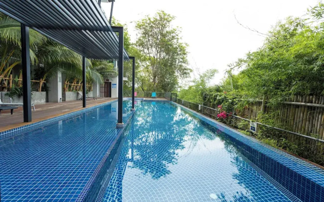 Luxury Everything Walking Distance c112