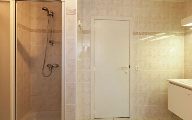 Luxurious Villa in De Panne with Garden