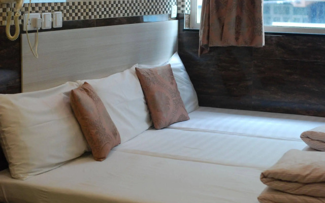 Traveller Friendship Hostel