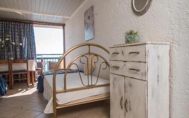 Kommeno Bay Apartments