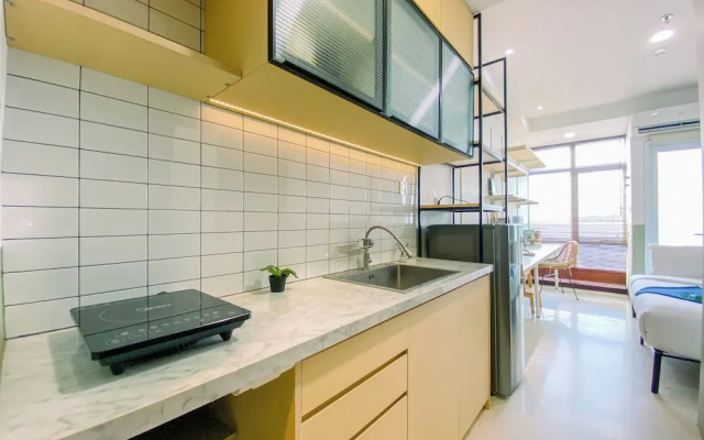 Best And Comfy Studio Apartment B Residence