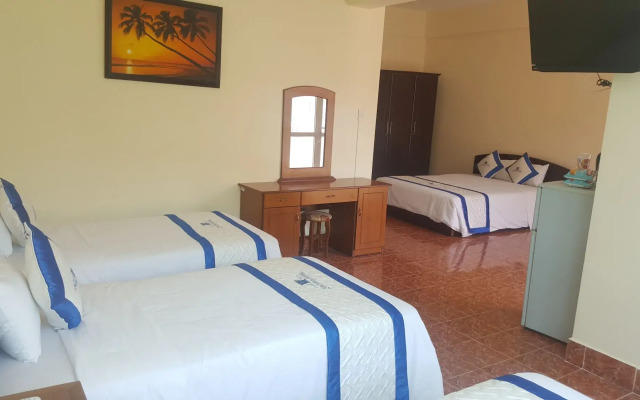 Vacsava Hotel