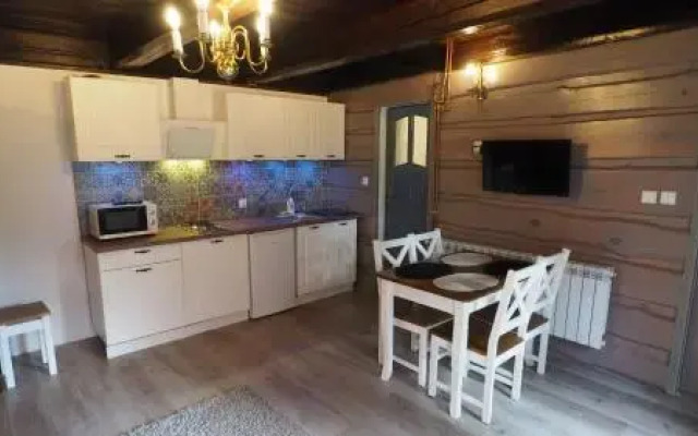 Chata w Rabce - Bajkowa Osada