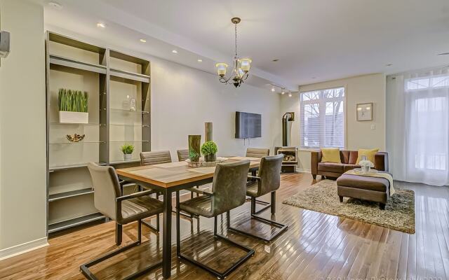 Urban Retreat A Modern 4BR Townhouse