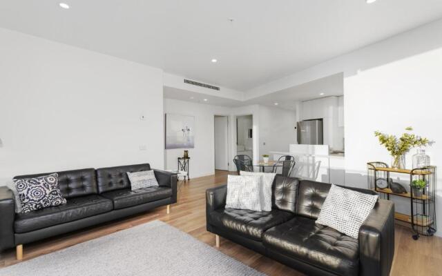 Waterfront Melbourne Apartments