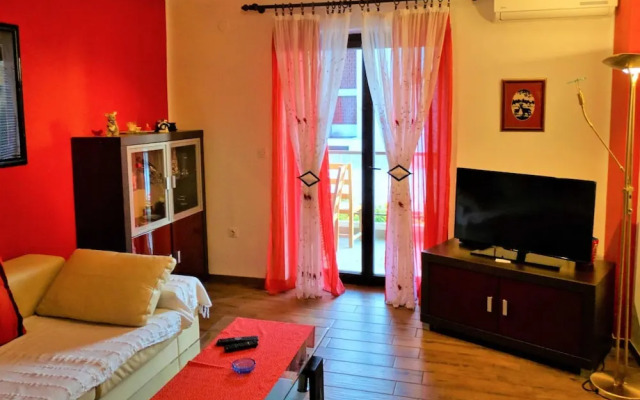 Bright and Stylish Apartment With Balcony and Sea View