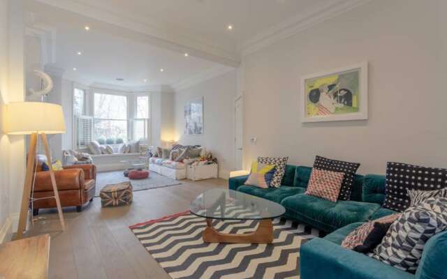 Incredible 5 Bedroom Home Overlooking Queen's Park