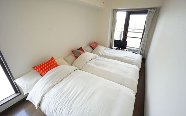 Terry's Apartment Shinsaibashi East I G12F