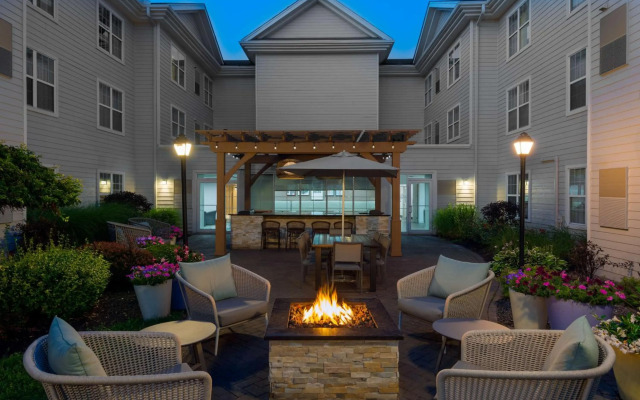 Homewood Suites by Hilton Buffalo Airport
