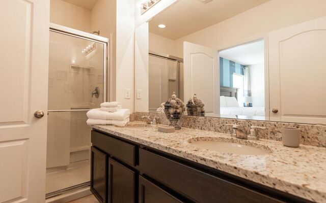 8032osc-solterra Resort