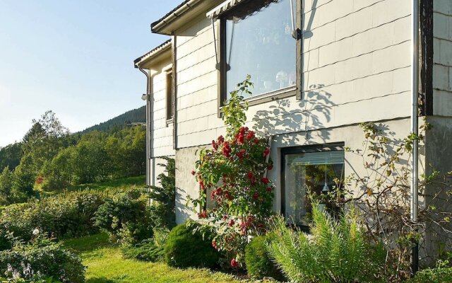 3 Person Holiday Home in Vartdal