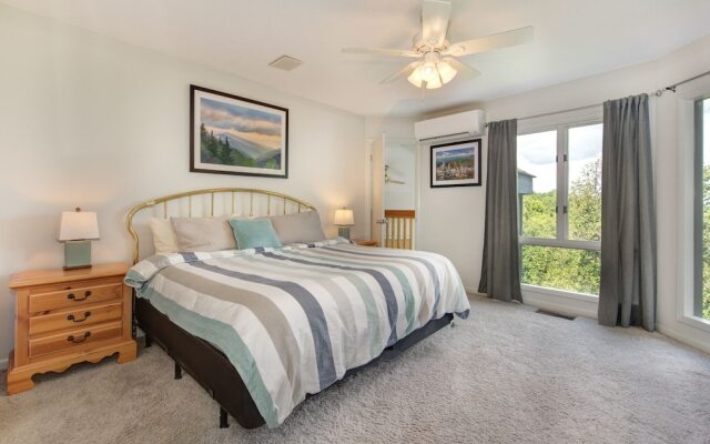 Birdsong by Jackson Mountain Rentals