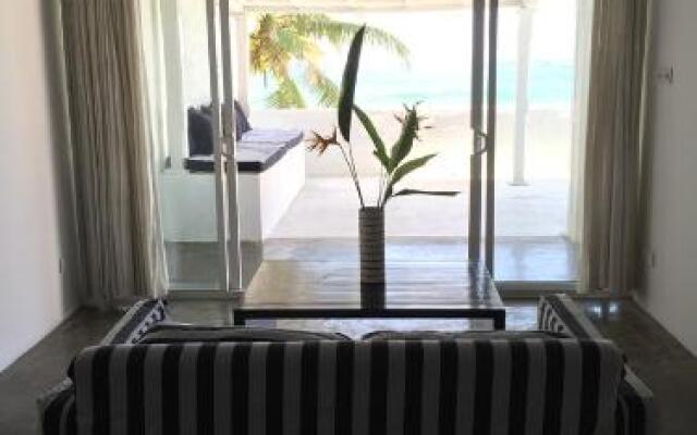 Galle Henna Beach House