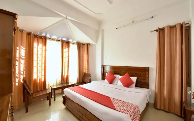 Oyo 12825 Omkara Homestay