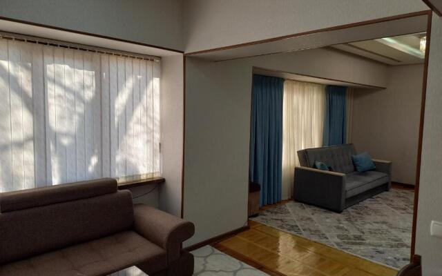Apartment Center 1