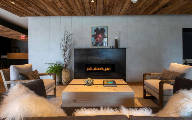 The Lloyd Stamford, Tapestry Collection by Hilton